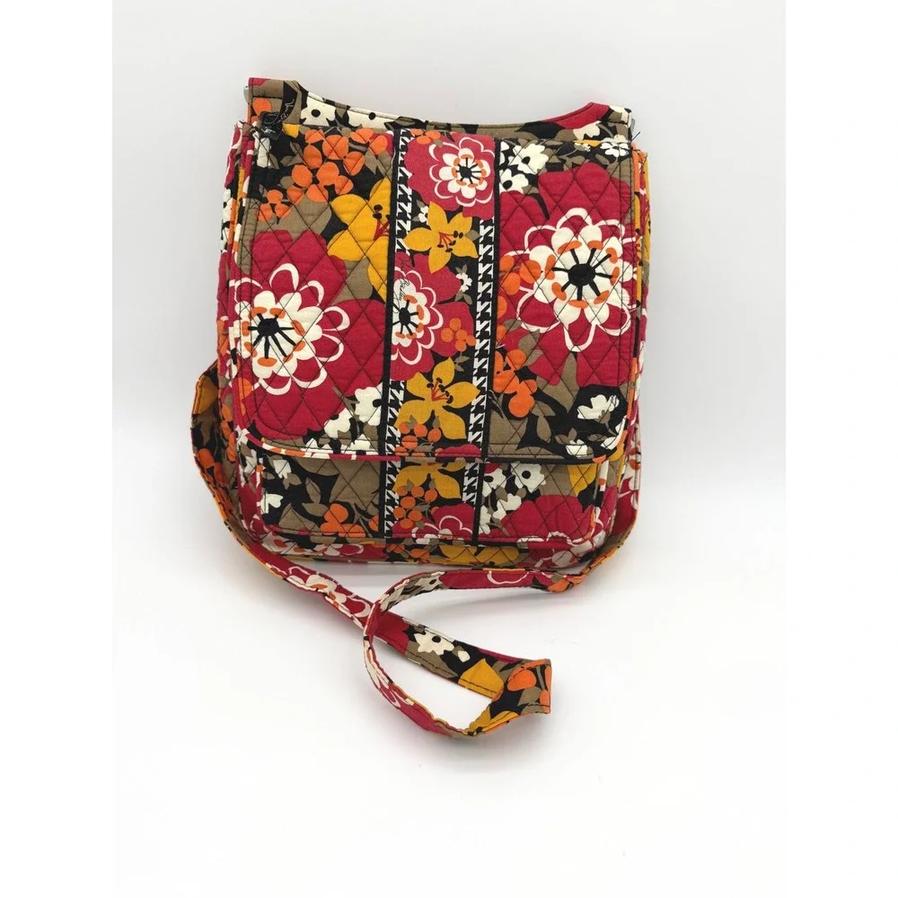 Vera Bradley‎ Bittersweet Messenger Bag Quilted Floral Purse 12x11